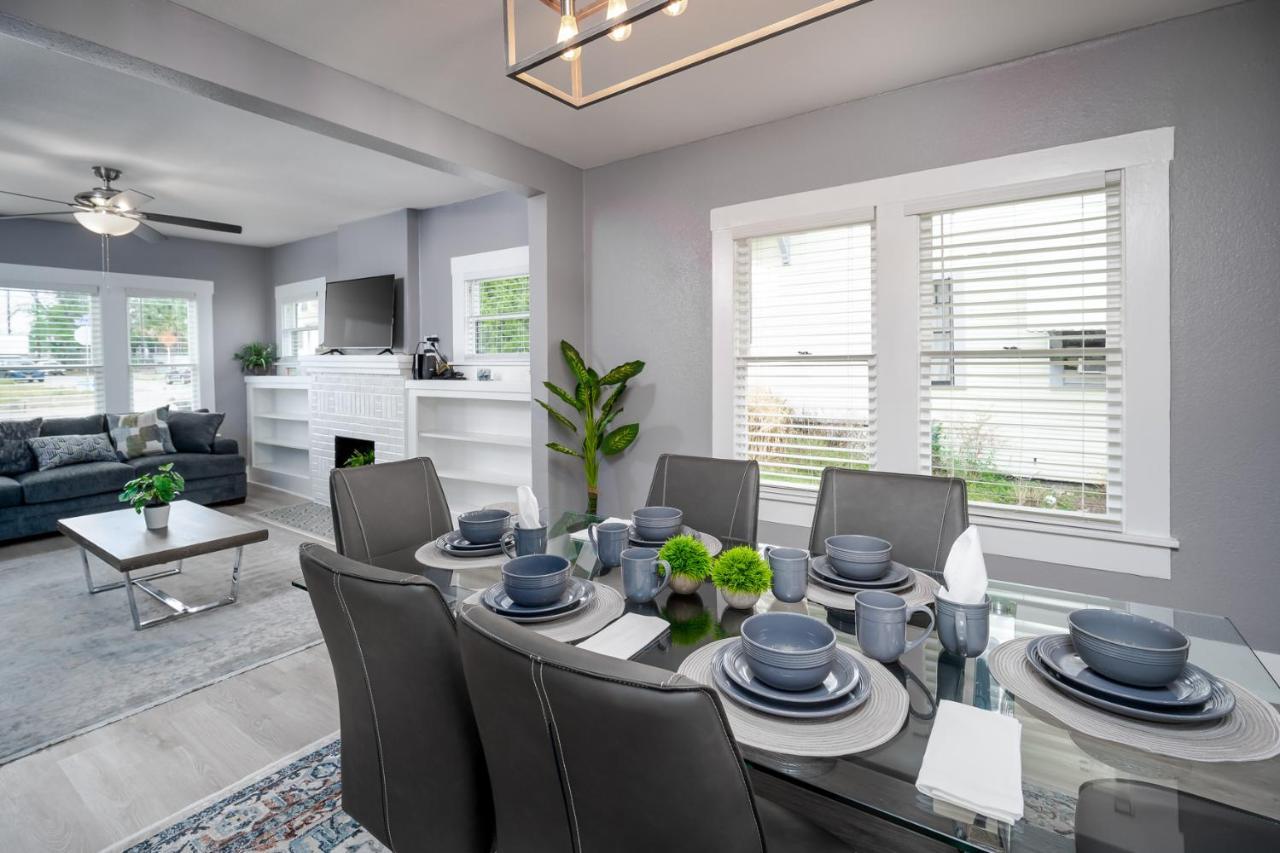 Spacious Home Near Downtown 圣安东尼奥 外观 照片
