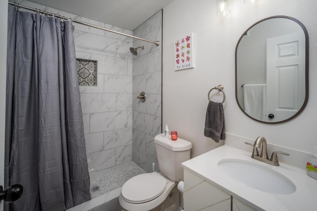 Spacious Home Near Downtown 圣安东尼奥 外观 照片